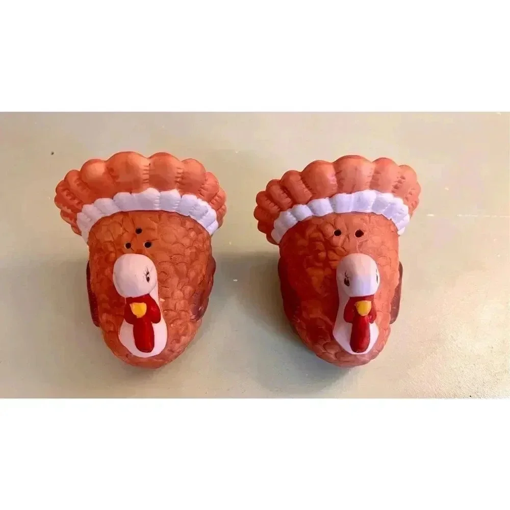 House of Lloyd Thanksgiving turkey ceramic salt and pepper shakers signed‎ 1989